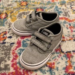 vans toddler shoe size 6